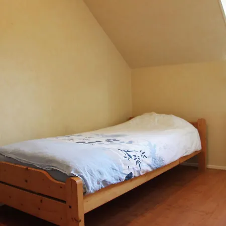 펜션 Cosy House With Large Sunny Garden And Terrace Near The Beach Of Noordwijk. *